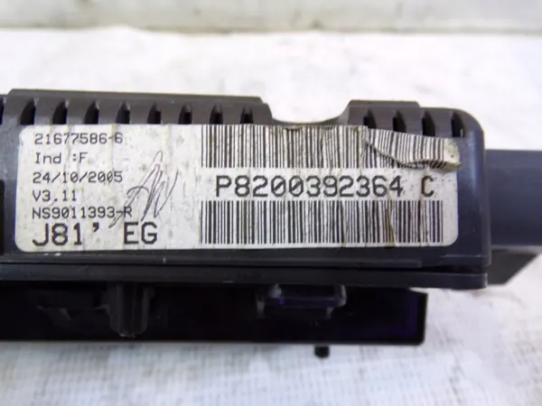 Renault Espace 4 Display OEM P8200392364C - Begagnad image 5