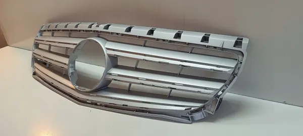 Mercedes B-Klasse W246 Frontstoßstangengrill OEM A2468880160 image 3