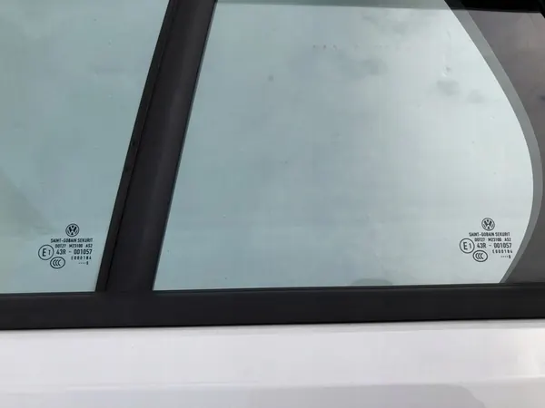 Vänster Bakdörrs Fönster 2016 VW Golf 7 Hatchback LC9A image 3