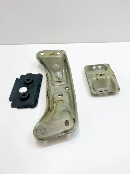 Mercedes-Benz växellådsstöd OEM A1296190025 image 3