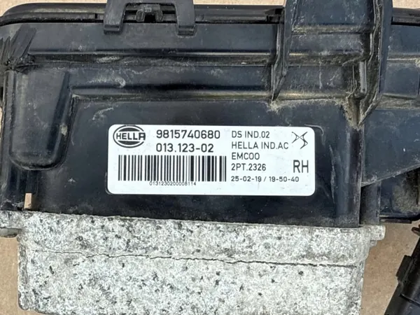 Citroen DS7 Crossback DRL Halogène LED Droit OEM 9815740680 image 5