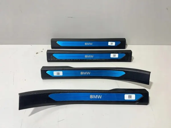Conjunto proteções soleira BMW X7 G07 OEM 7479936 image 2