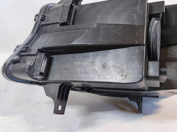 MERCEDES SPRINTER W910 - RECHTER KOPLAMP image 7