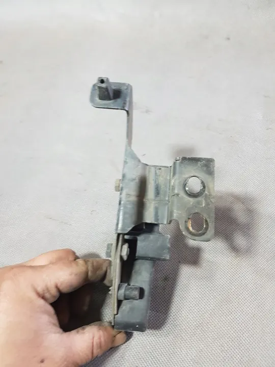 Fecho capô MAN TGX/TGS Euro 6 OEM 81971166081 image 4