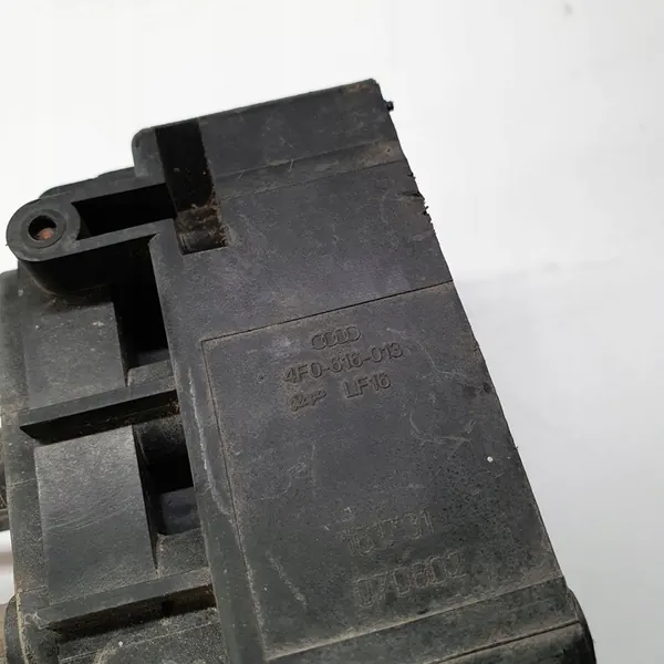 Bloco de Válvula de Suspensão Pneumática Audi A6 C6 4F0616013 image 2