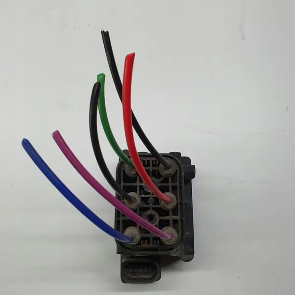 Bloco de Válvula de Suspensão Pneumática Audi A6 C6 4F0616013 image 4