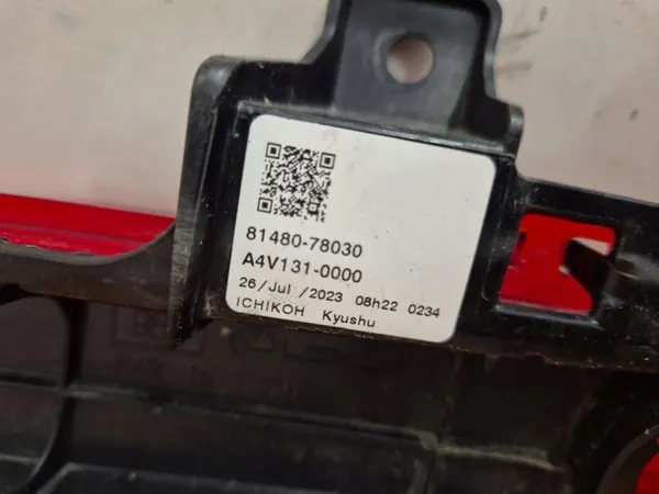 Lexus NX II 21- Heck Rechts Nebelscheinwerfer OEM 81480-78030 image 8