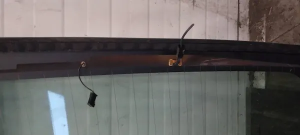 Vitre Arrière Volvo S60 II OEM SZYBA TYŁ TYLNA image 3