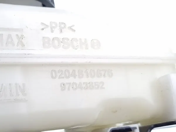 Bremsflüssigkeitsbehälter Nissan Murano 2020 OEM 460105AA0A image 4