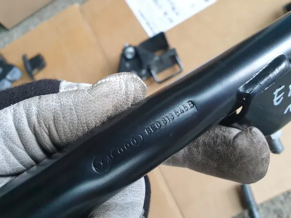 ISOFIX-Halterung OEM 8E0818545B/6B Audi A4 B7 SEAT Exeo image 3