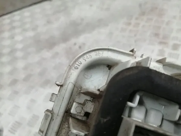 Bakre vänstra lampinsats VW Golf VI 510945257 image 2