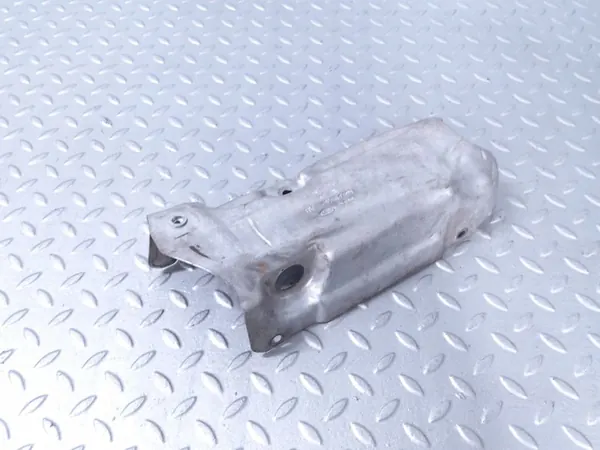 Land Rover Discovery L462 värmeskydd OEM K6D3-9A462-AB image 3
