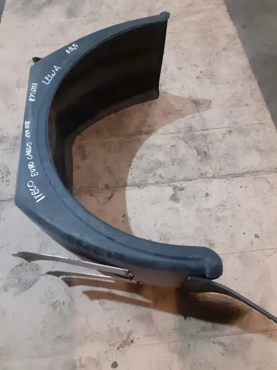 IVECO EUROCARGO Framskärm Vänster Höger 2st image 3