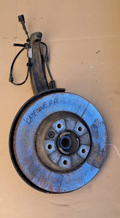 Snodo anteriore destro Porsche Cayenne 7L0407258A image 2