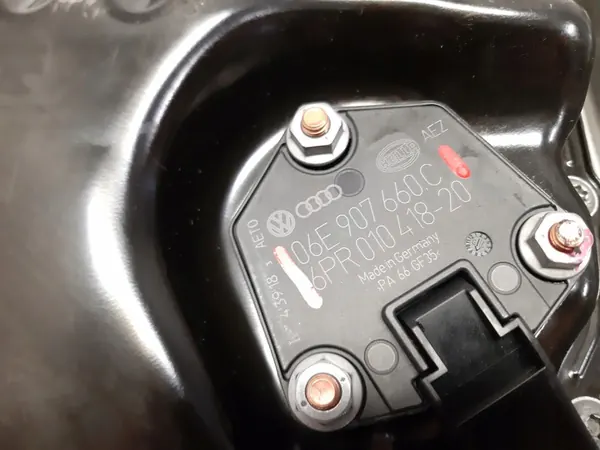 Oljeplåt VW Golf VII 2.0 TDI DEJ image 4