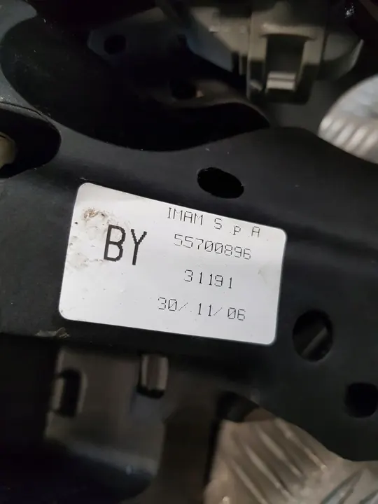 OPEL CORSA D Bremsenpedal Automatik 55700896 image 3