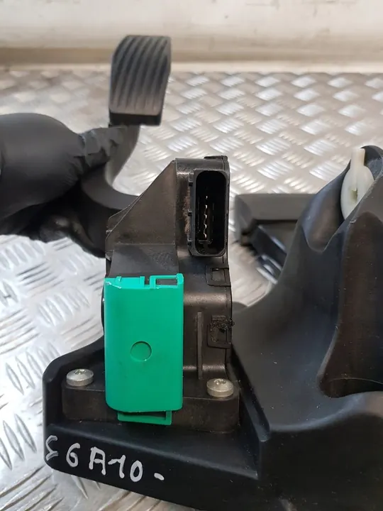 OPEL CORSA D Bremsenpedal Automatik 55700896 image 9