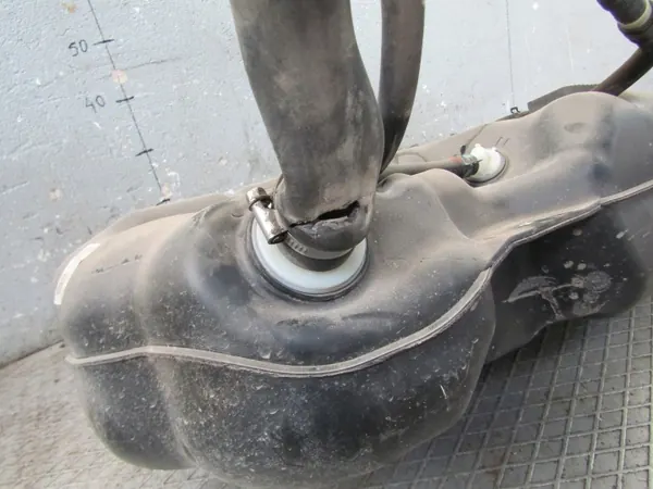Brandstoftank OEM 31100-Q0500 voor Hyundai Bayon 1.0 T-GDI image 3