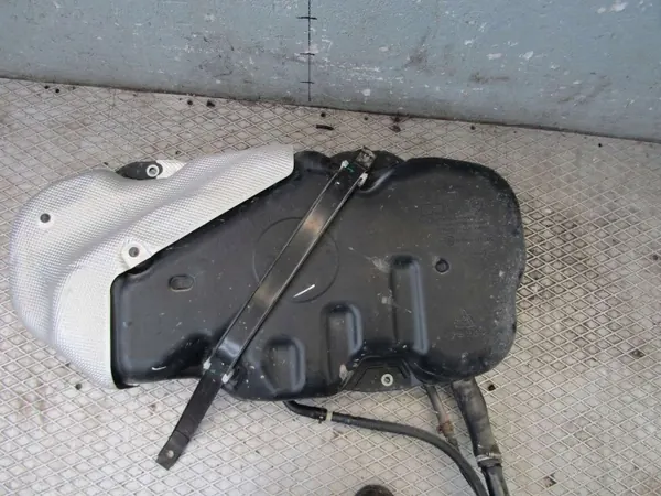 Brandstoftank OEM 31100-Q0500 voor Hyundai Bayon 1.0 T-GDI image 9