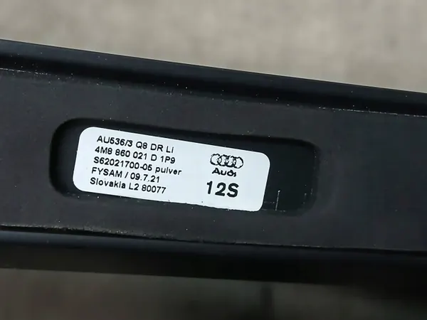 OEM 4M8860021D kattotangot Audi SQ8 Q8 RSQ8:lle image 6