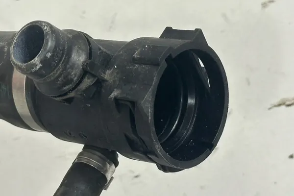 Jäähdytysputki BMW 3 (F30, F80) 2.0L bensiini image 2