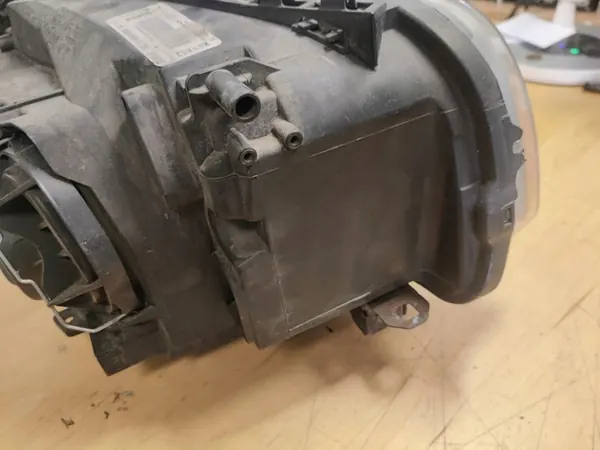 Farol BMW 1 E81 E87 2006 image 4