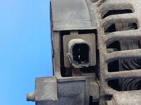 OPEL CORSA D 1.0 12V Vaihtovirtageneraattori 13222929 DENSO image 5