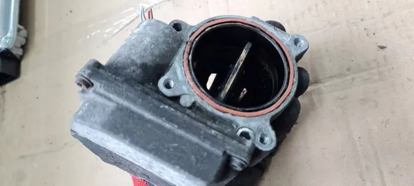 Spjällhus Audi A8 S8 D3 OEM 4E0145950H image 7