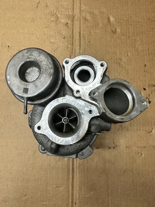 Turbocompresor AUDI RS4 RS5 2.9 TFSI 06M145701N image 3