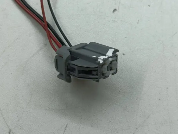 Volvo S60 2012 Luz trasera de maletero izquierda image 5