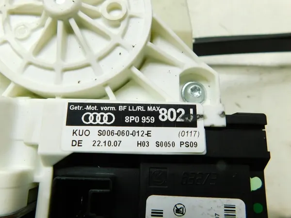 Motor do elevador de vidro dianteiro direito - Audi A3 8P 5d image 5
