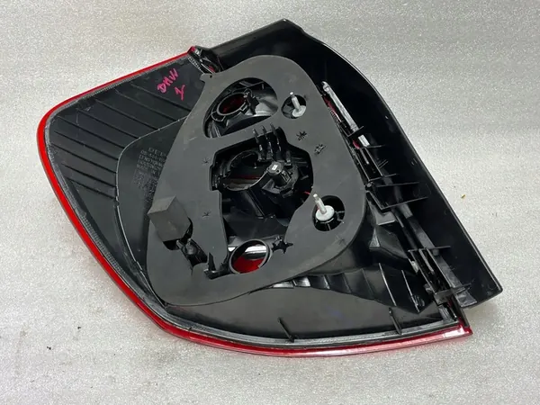 Luz Trasera Derecha BMW 1 E87 06-12 image 2