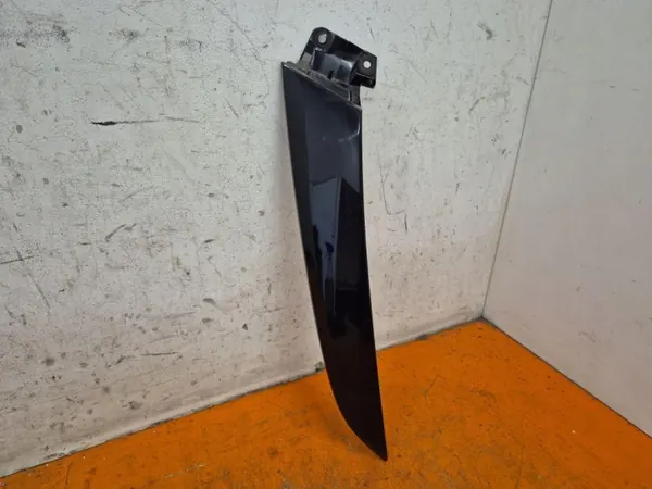 Kia Xceed Heckklappe Glasleiste Links OEM 87360-J7CA0 image 2
