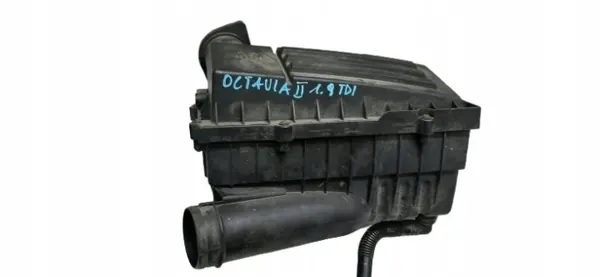 OEM 3C0129601BK Luftfilterhus för Skoda Octavia II image 2