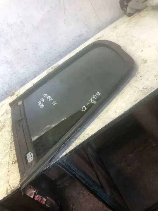 OEM 43R001667 Oikea takalasi VW Touran 5T1:lle image 3