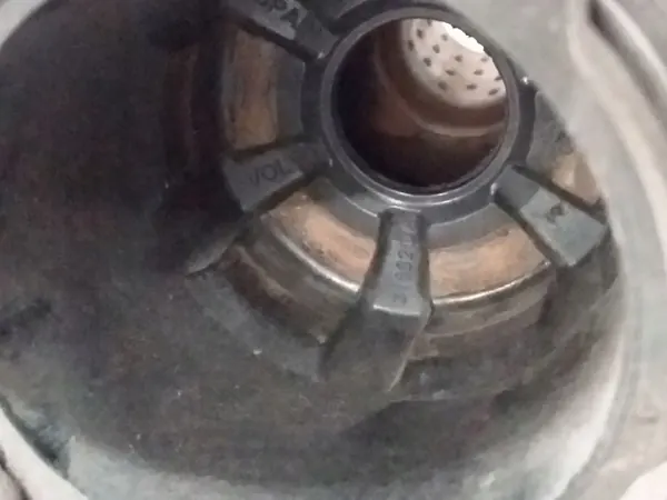 Volvo XC90 etujousipeite OEM 31682018 image 3