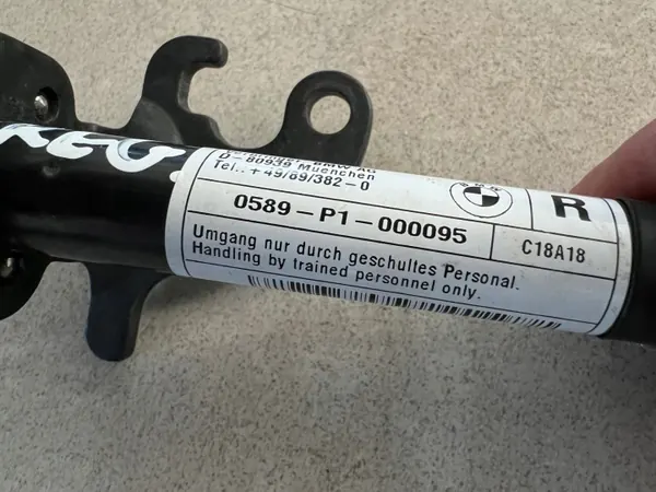 OEM AR7300582 Pyrotekniikkalataus Oikea Etuosa image 4