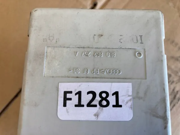 Audi A3 8L centrale vergrendelpomp OEM 8L0862257A image 6