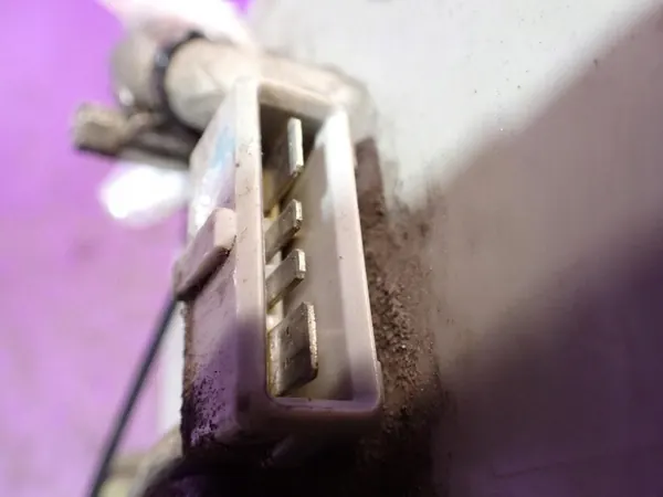 VW POLO III 6N 94-01 Brandstofpomp 6N0919051K 4 Pin image 4