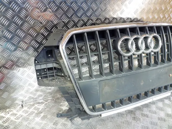 Marco de Rejilla Cromado Audi Q3 11-15 8U0853651H image 2