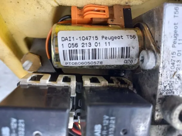 Pompe de toit OEM 10562130111 pour Peugeot 307 CC FL image 7