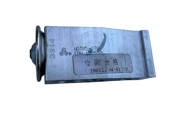 Válvula de expansão AC MG ZS OEM WQT85070 - Usado image 3