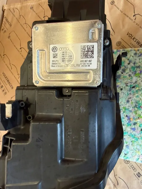 AUDI A8 D4 MATRIX LAMPE RECHTS ORIGINAL 4H0941034 image 6