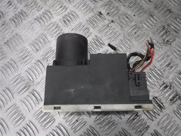 Bomba de bloqueio central OEM 8L0862257E para Audi A3 8L image 3