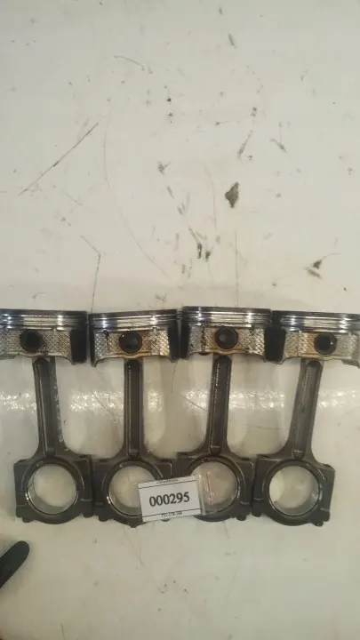 Mazda Kolben Pleuel Set OEM orion 000295 image 5