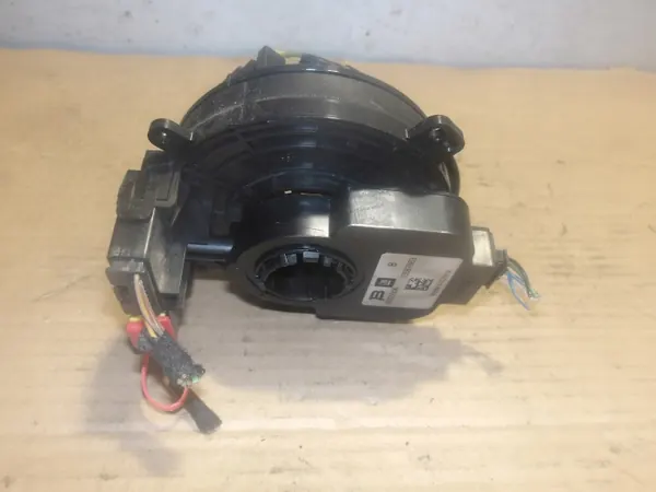 Turvatyynyn kellous OEM 22914039 Opel Astra J:lle image 3