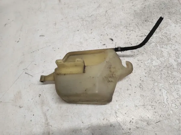 Mercedes W124 4MATIC utjämningstank OEM 1245000449 image 3