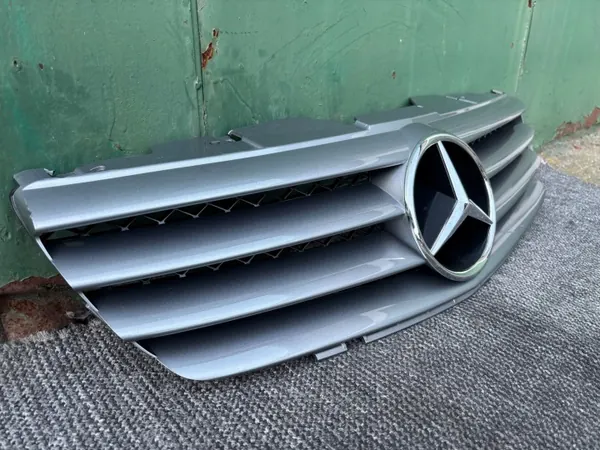 Grille Radiateur Mercedes SL R230 OEM A2308800683 image 3