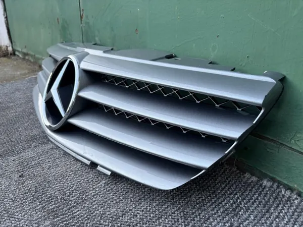 Grille Radiateur Mercedes SL R230 OEM A2308800683 image 4