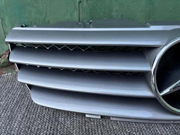 Grille Radiateur Mercedes SL R230 OEM A2308800683 image 5